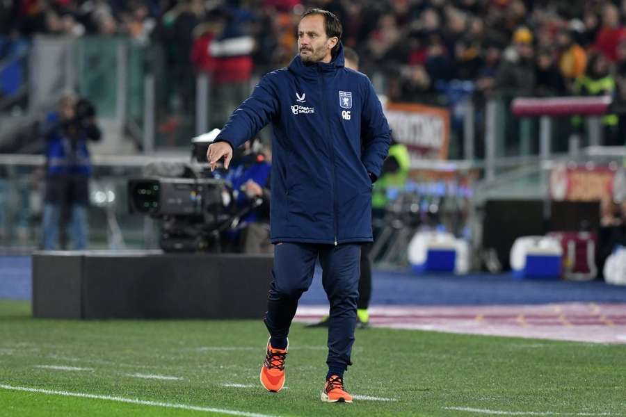 Genoa Coach Gilardino Pleased with Draw Against Inter Milan; Contemplates Replacement for Gudmundsson