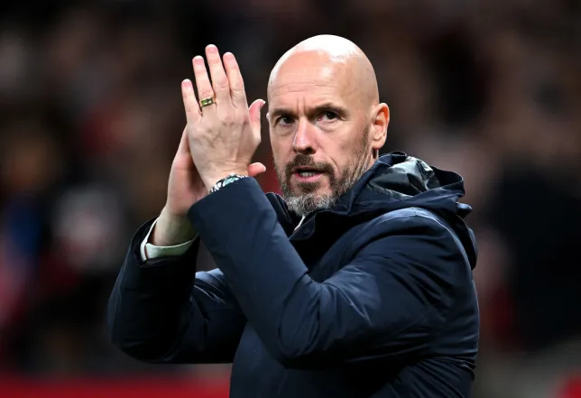 Erik ten Hag urged to bench major Manchester United star for Liverpool showdown