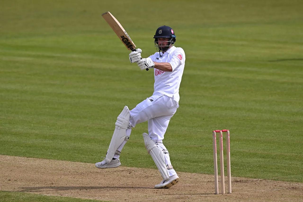 Vince's resilience helps Hampshire survive against Kent on a shortened day