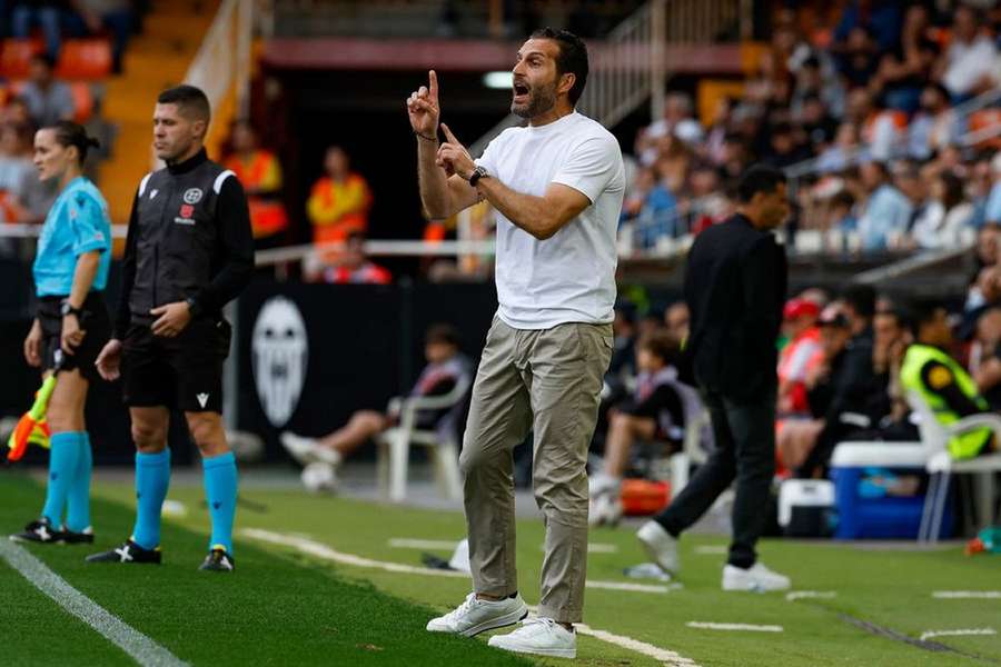 Valencia coach Baraja acknowledges gap in quality after Atletico Madrid defeat: We're not on their level -Carlos Volcano