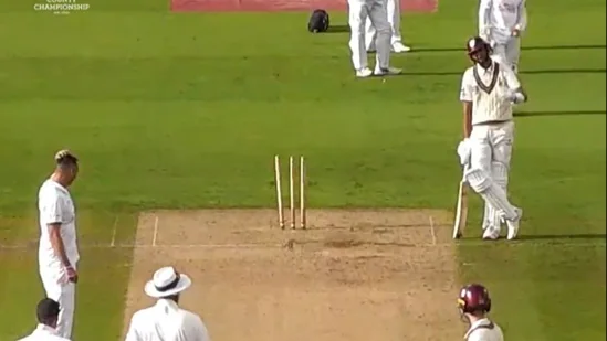 Shoaib Bashir escapes dismissal thanks to a 'towel' as Kyle Abbott delivers unusual dead ball in County Championship