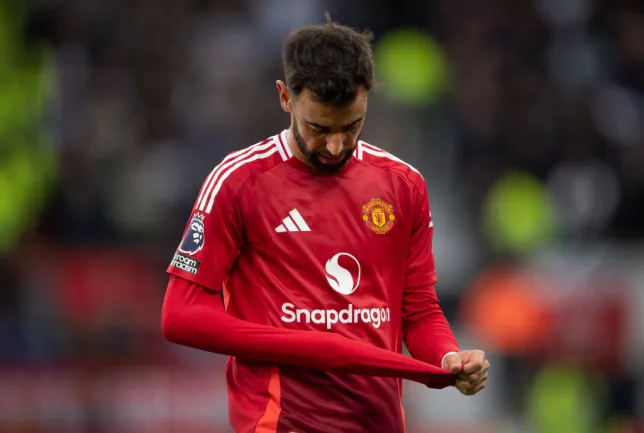 Diogo Dalot stands up for Manchester United captain Bruno Fernandes following Tottenham loss